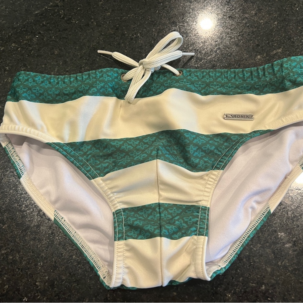 Aronik Men’s Nautical Stripe Swim Brief – Size S